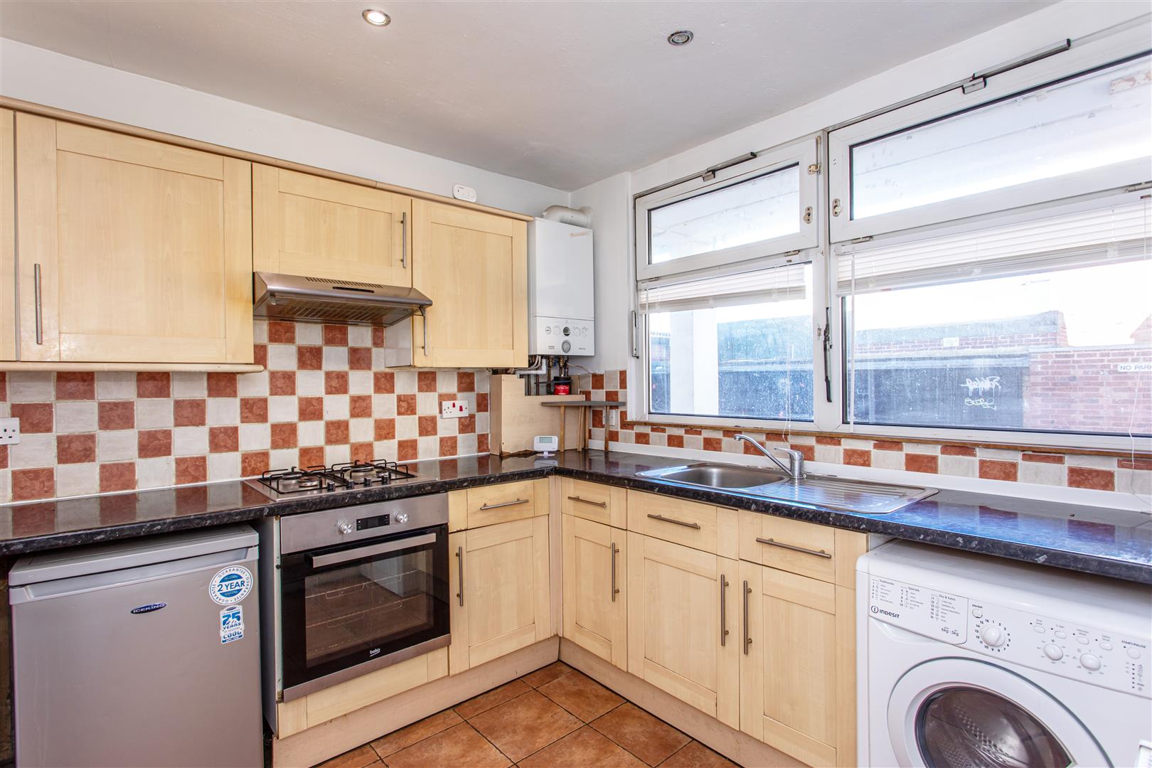 3 bed property in Cordelia Street, Poplar